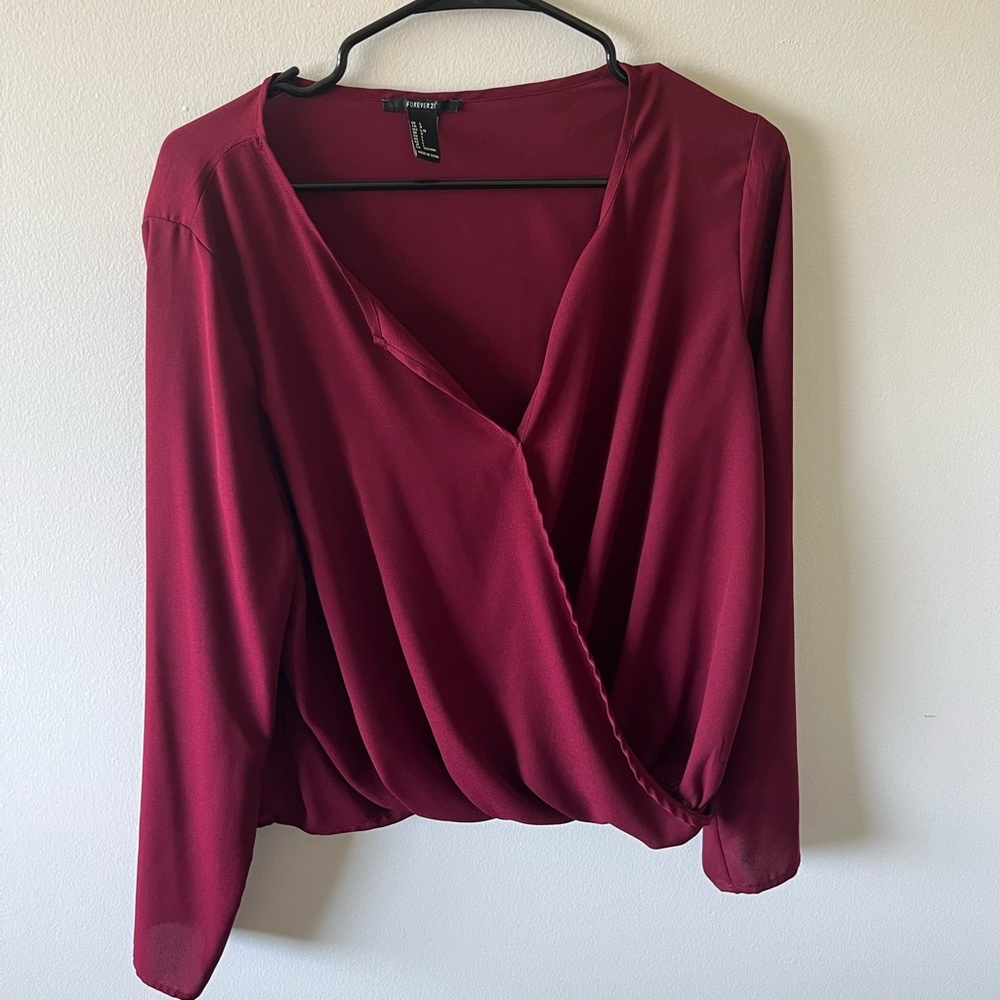 Forever 21 Surplice Top L